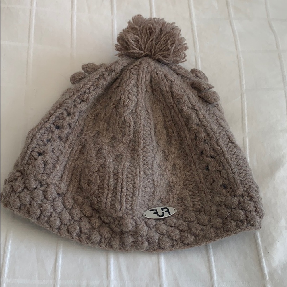 Turtle Fur Ski/Snowboard Beanie 🐢